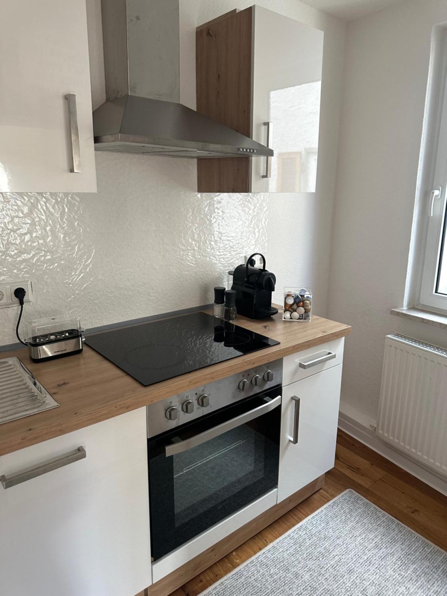 Stylisches Apartment Mit Grossem Tageslichbad Am Marktplatz Leonberg Buitenkant foto